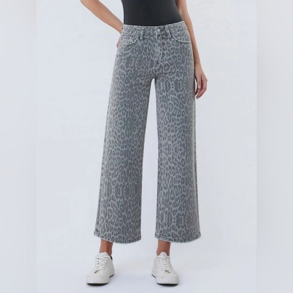 VERVET BY FLYING MONKEY Denim - High Rise Grey Leopard Print Crop Wide Leg Jeans